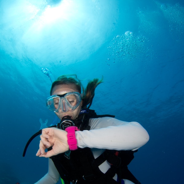 wreck diving